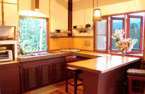 Baan Tai House | Sea View-Tree Top Beach House: 2 minutes to beach, kitchen, authentic design
