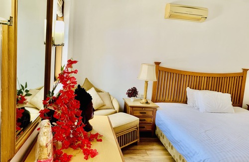 Betalbatim Apartment | Seaside one bedroom apartment