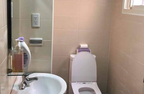 Zhongshan District Hostel | Season Of Water