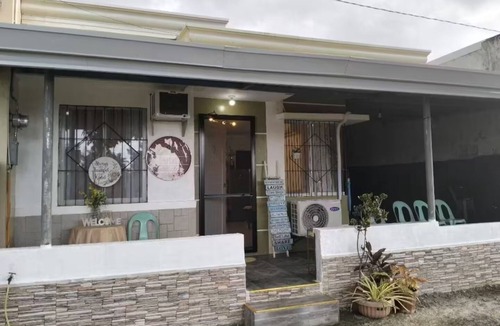 Manolo Fortich House | SebastianBukidnon#3 plazafrontporch nearDahilayan