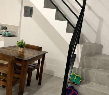 Dasmarinas Apartment | Sebastians CRIB F