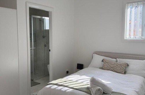 Blacktown House | Second Home - A modern 4 Bedrooms House