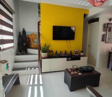 Puerto Princesa City Centre House | Serene Home Stay