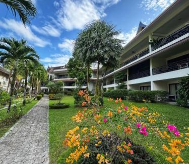 Kathu Hotel | Serenity Lakeside Resort