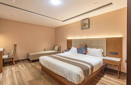 Kandal Hotel | Serenity Suites