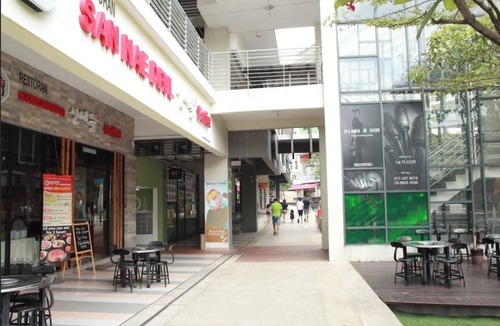 Puchong House | Setiawalk Puchong near SUNWAY/LRT for 8 Pax 2 Bedroom