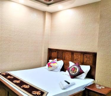 Nizamuddin Bed & Breakfast | Shamim Residency -Near Nizamuddin Aulia Dargah