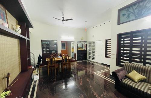 Todupulai House | Shibus