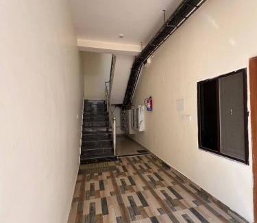 Varanasi House | Shiva Kashi Inn