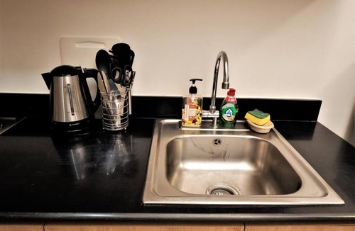 Barangay 76 Apartment | SHORE RESIDENCES HOTEL Staycation 621 Dynastel