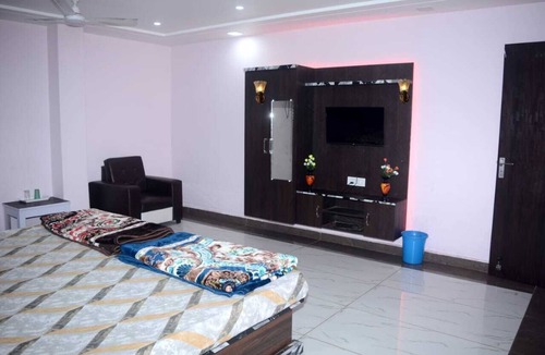 Chitrakoot Hotel | SHRADDHA SHIVAM RESIDENCY