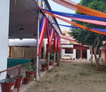 Phulpur Hotel | Shree krishna garden