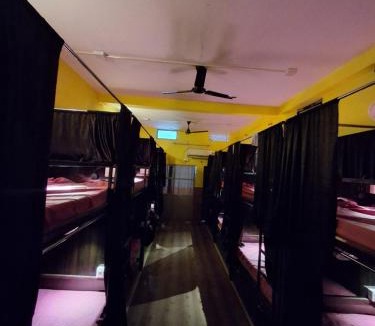 Sigra Hostel | Shri Ashray