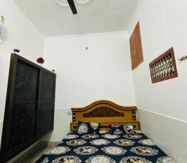 Faizabad House | Shyam Homestay- Twin Room With Private Bathroom