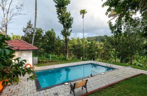 Kenichira Hotel | Silver Oak By Exuberance Stays (Independent Holiday Home)
