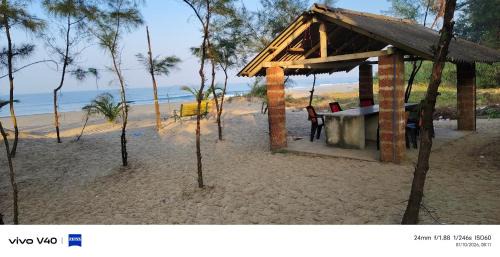 Malvan Bed & Breakfast | Silver sand beach resort