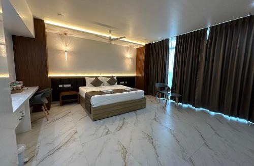 Kovilpatti Hotel | Silver Stone Park Resort