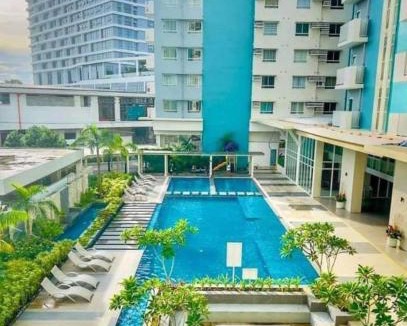 Bantud Hacienda Apartment | Simple White Scape at Mesavirre Bacolod
