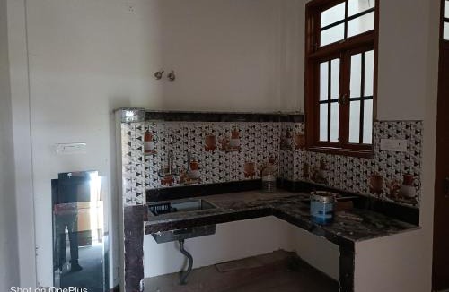 Mohanlalganj House | SINGHASAN HOMESTAY