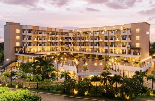 Bacolod Hotel | SixtyFifth Destination Resort Hotel