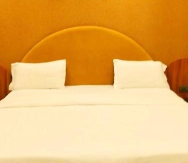 Rajpipla Hotel | Sky Hotel