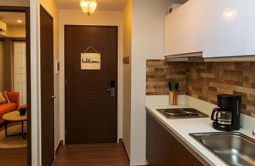 San Antonio Apartment | Skyline escape luxury makati gym swim parking 4649