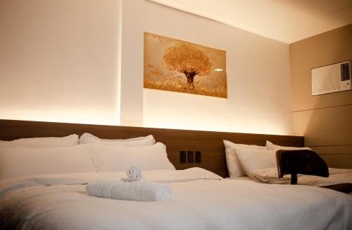 Odiongan Hotel | Skyluxe Hotel
