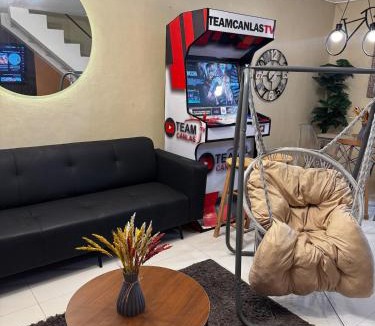 Clark Apartment | Smart Home Plus Jacuzzi near Clark Airport