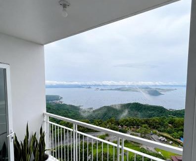 Tagaytay Apartment | SMDC Wind Residences Tagaytay by Cris