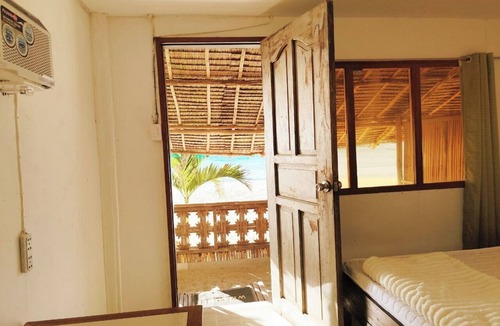 San Vicente Bed & Breakfast | Solmar Beach Camp