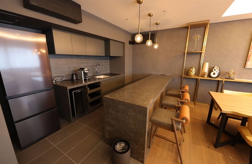 Shinsekai Hotel | Spa World