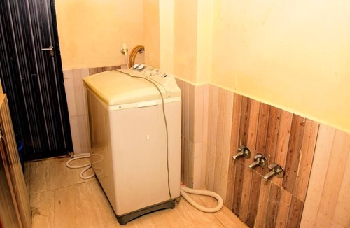 Ujjain Apartment | Spacious 3-bedroom apartment with AC, WiFi in wonderful Ujjain
