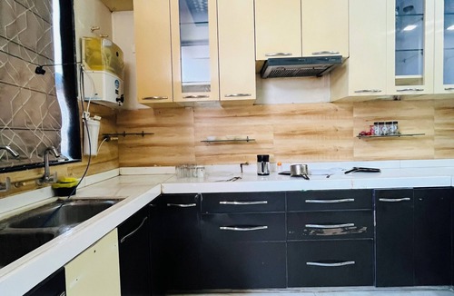 Pink City Apartment | Spacious 4-bedroom apartment with WiFi, AC in vibrant Jaipur