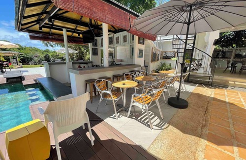 Balabag House | SPACIOUS AND COMFORTABLE PRIVATE VILLAS