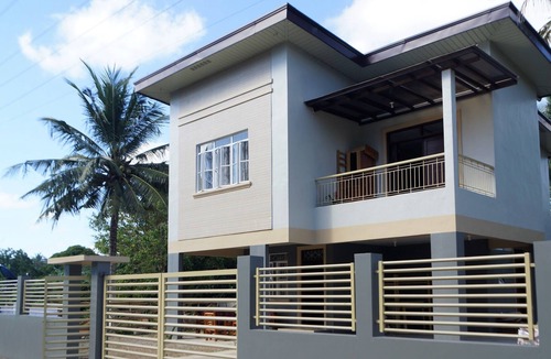 Daet House | Spacious, convenient, secure, modern 2 story house, 5 minutes to center