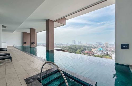 Pengkalan Rama Tengah Apartment | Spacious Duplex Stay, Melaka City