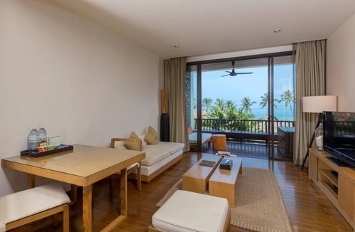 Plai Laem Apartment | Spacious One Bedroom Suite Seaview