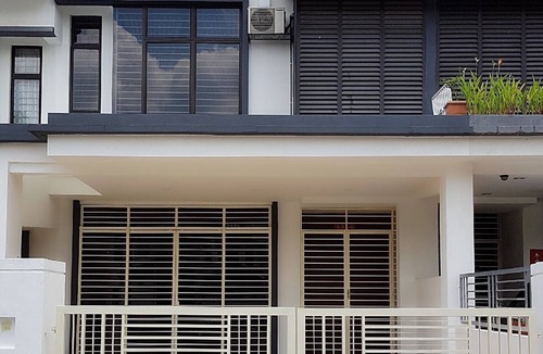 Bandar Puteri Puchong House | ✨Spacious Sparkling Clean Puteri 6 Puchong Table Tennis/TV Game