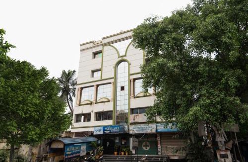 Dabagardens Hotel | SPOT ON HOTEL MANIKANTA RESIDENCY