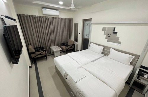 Anakapalle Hotel | SR Hotel