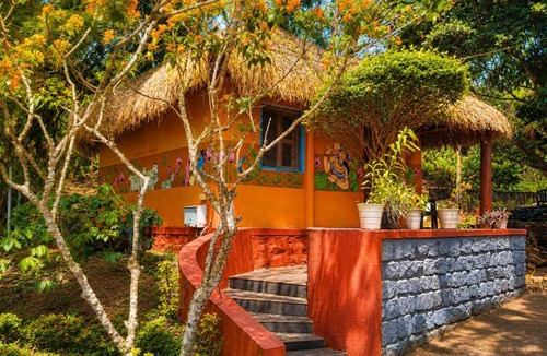 Mullusoge Hotel | Sree Durga Veerabhoomi Resort