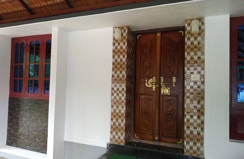 Quilon House | Sreepadmini SS Ayurmadam. Ayurveda , Meditation Yoga Centre Anchalummood. kollam
