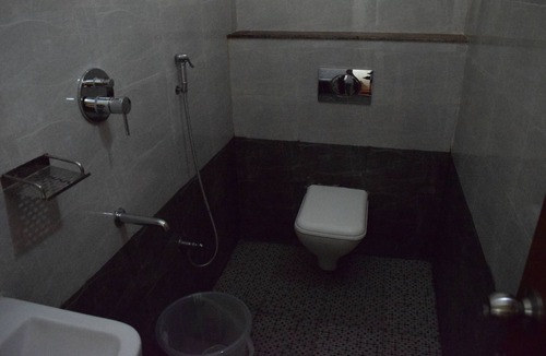 Kalapet Hotel | Sri Ganesh Mahal