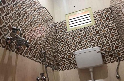Mayiladuthurai House | Sri Ram Guest House - Mayiladuthurai