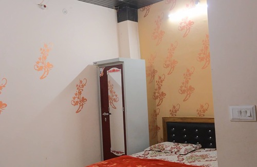 Ayodhya Hotel | Sri Ram Lala Palace "Right Choice for your Stay" near RAM MANDIR comfortability