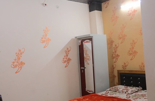 Ayodhya Hotel | Sri Ram Lala Palace "Right Choice for your Stay" near RAM MANDIR comfortability