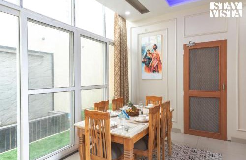 Sanganer Villa | StayVista at Echoes by the Aravalli with Bonfire, Lawn