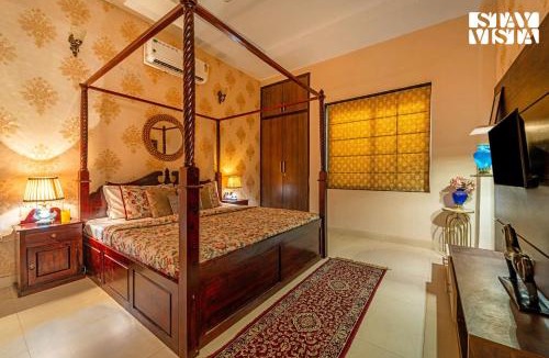 Sanganer Villa | StayVista at Sitara with Jacuzzi & WiFi