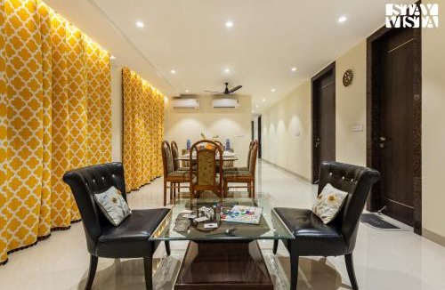 Mahmoorganj Apartment | StayVista at Sunrise Apartment with Heater, WiFi