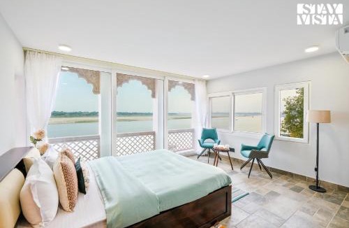 Varanasi Villa | StayVista at The Ganga House - Holy River Varanasi